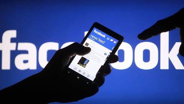 Facebook modifies application privacy