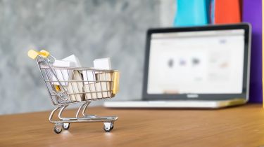 Integration of E-commerce and SEO to Maximize Online Sales